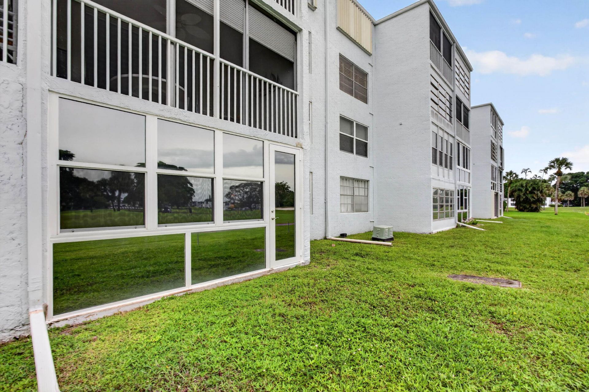 7640 NW 18th Street, Unit 105, Margate, FL 33063 Photo