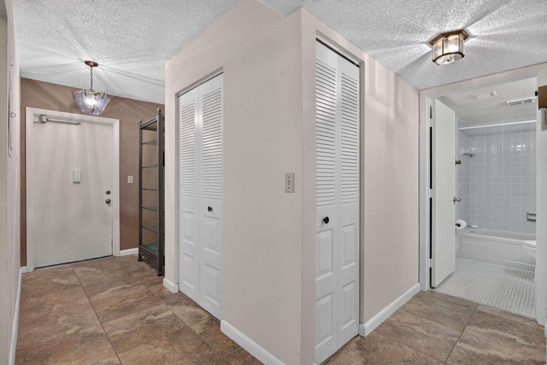 7640 NW 18th Street, Unit 105, Margate, FL 33063 Photo