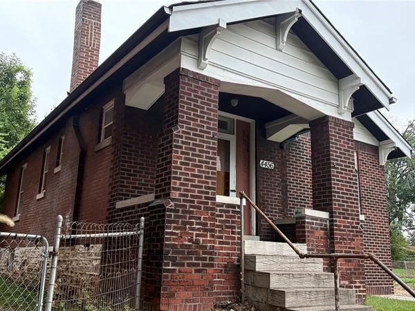 4456 S Compton Avenue , St Louis, MO 63111