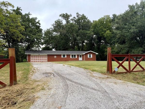 7511 Jerusalem Road , Edwardsville, IL 62025