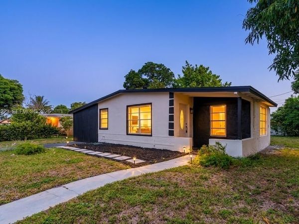 3411 NW 5th Ct, Lauderhill, FL 33311