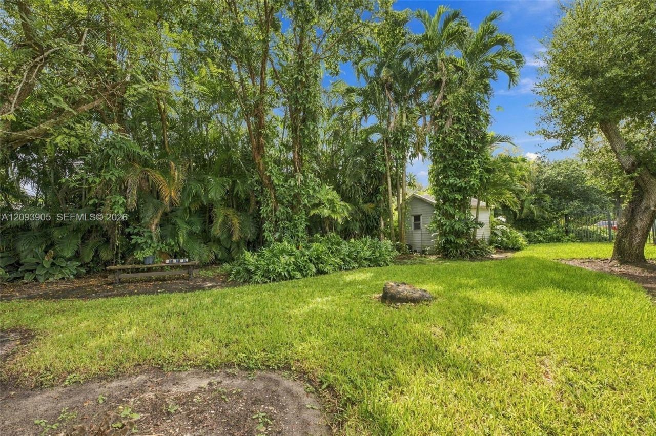 14721 SW 84th Ct, Palmetto Bay, FL 33158 Photo