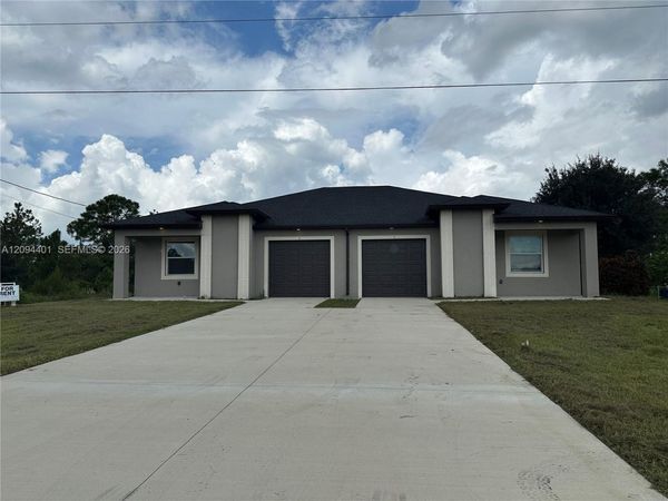 1240 Columbus Blvd , Unit A, Fort Myers, FL 33913