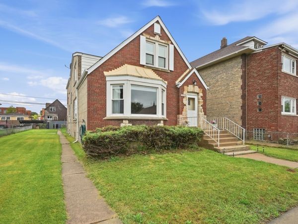13114 S Brandon Avenue, Chicago, IL 60633