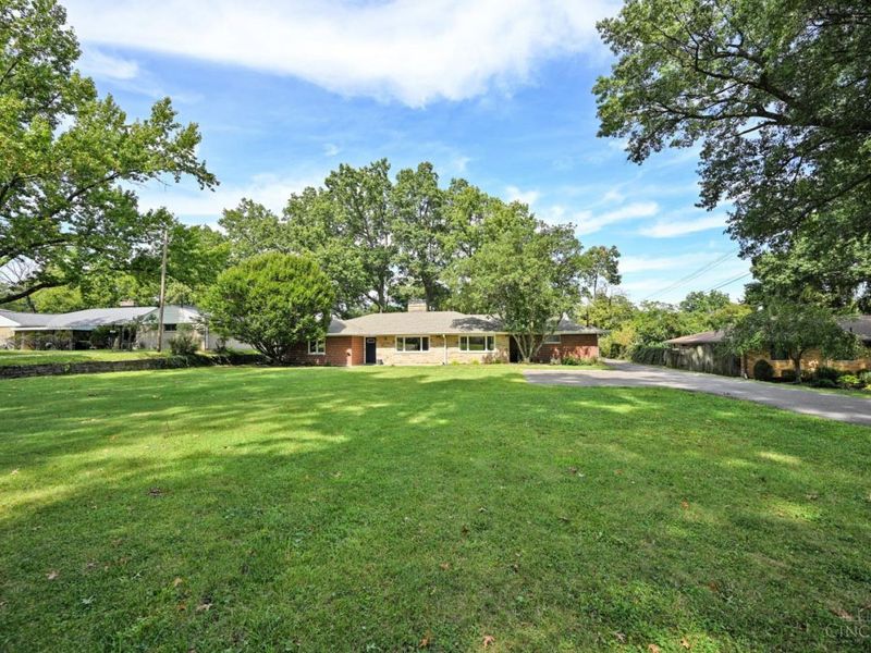 3654 E Galbraith Road, Sycamore Township, OH 45236 Photo 1