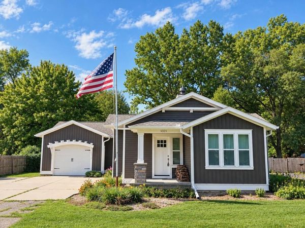 1321 Kinney Avenue NW, Grand Rapids, MI 49534