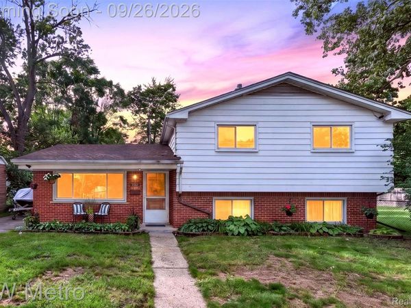 348 E Evelyn Avenue, Hazel Park, Mi 48030