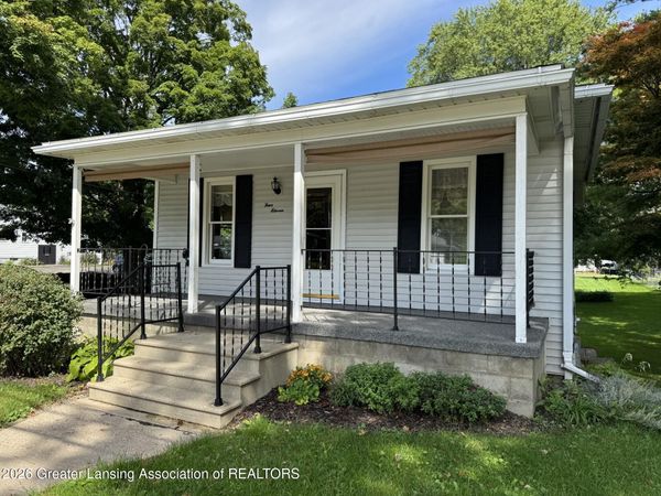 411 E Grand River Road, Laingsburg, MI 48848