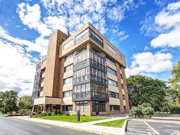 2130 LOST DAUPHIN ROAD, Unit 4N, De Pere, WI 54115