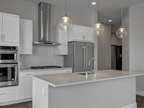 1477 W Lake St , Unit N639, Minneapolis, MN 55408