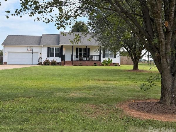 7580 Woodleaf Road , Woodleaf, NC 27054