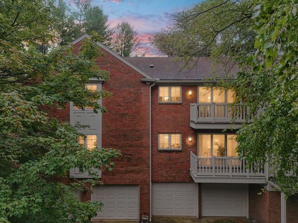 921B Cheshire Drive, Unit B, Champaign, IL 61821