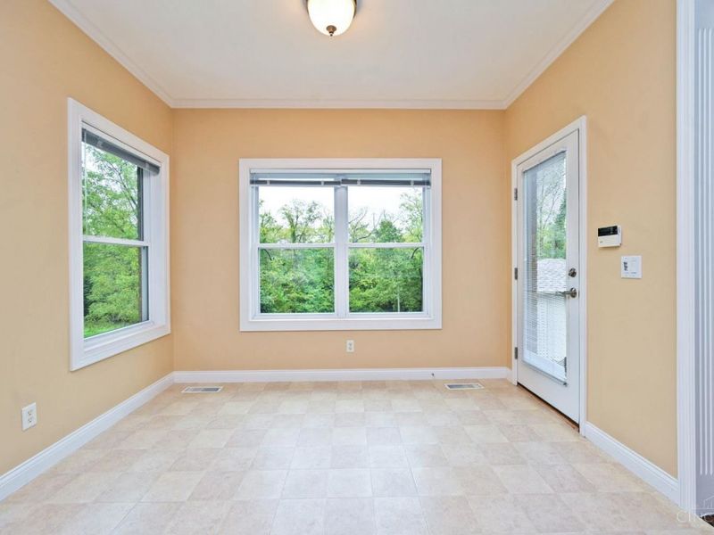 8630 Kates Way, West Chester, OH 45069 Photo 14