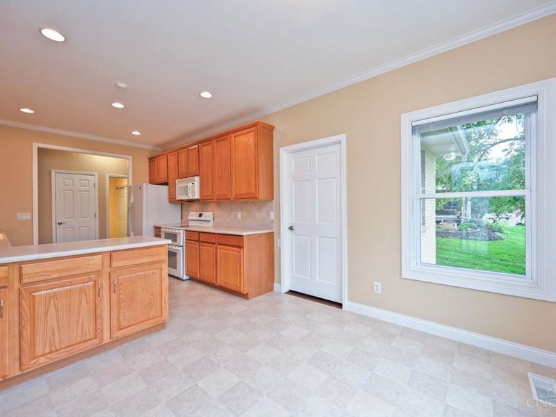 8630 Kates Way, West Chester, OH 45069 Photo 16