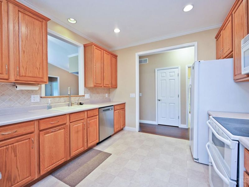 8630 Kates Way, West Chester, OH 45069 Photo 18