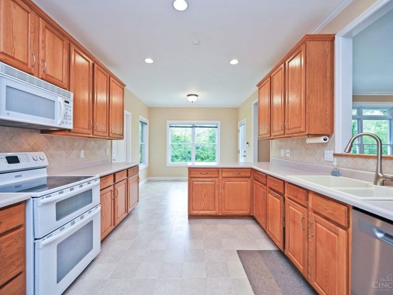 8630 Kates Way, West Chester, OH 45069 Photo 20