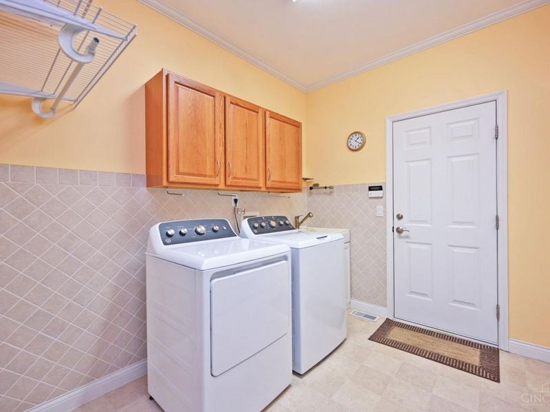 8630 Kates Way, West Chester, OH 45069 Photo 21