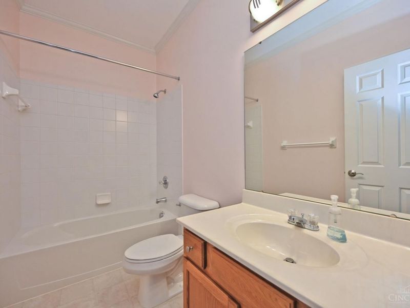 8630 Kates Way, West Chester, OH 45069 Photo 31