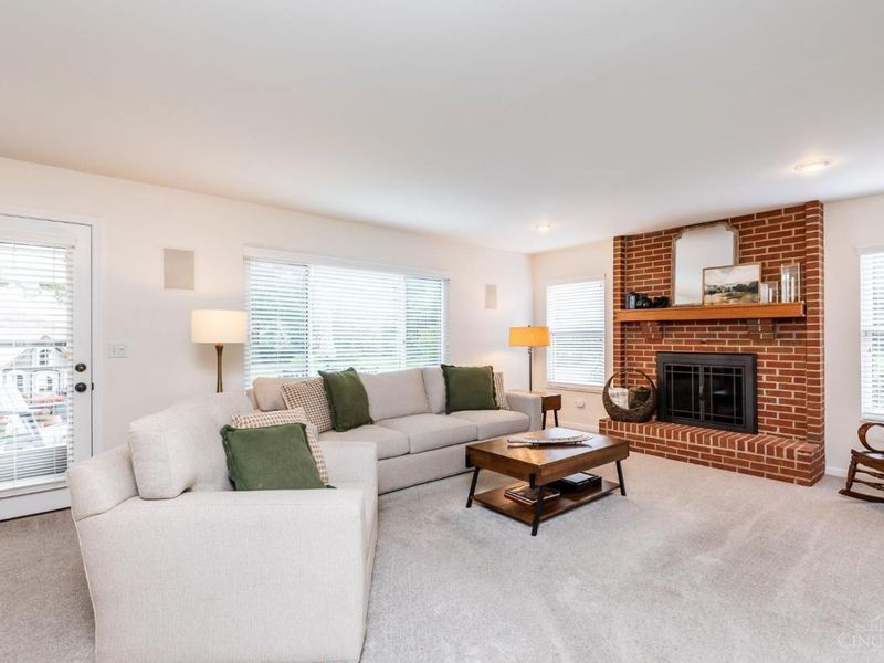 5013 Barnsby Lane, Union Township, OH 45244 Photo 8