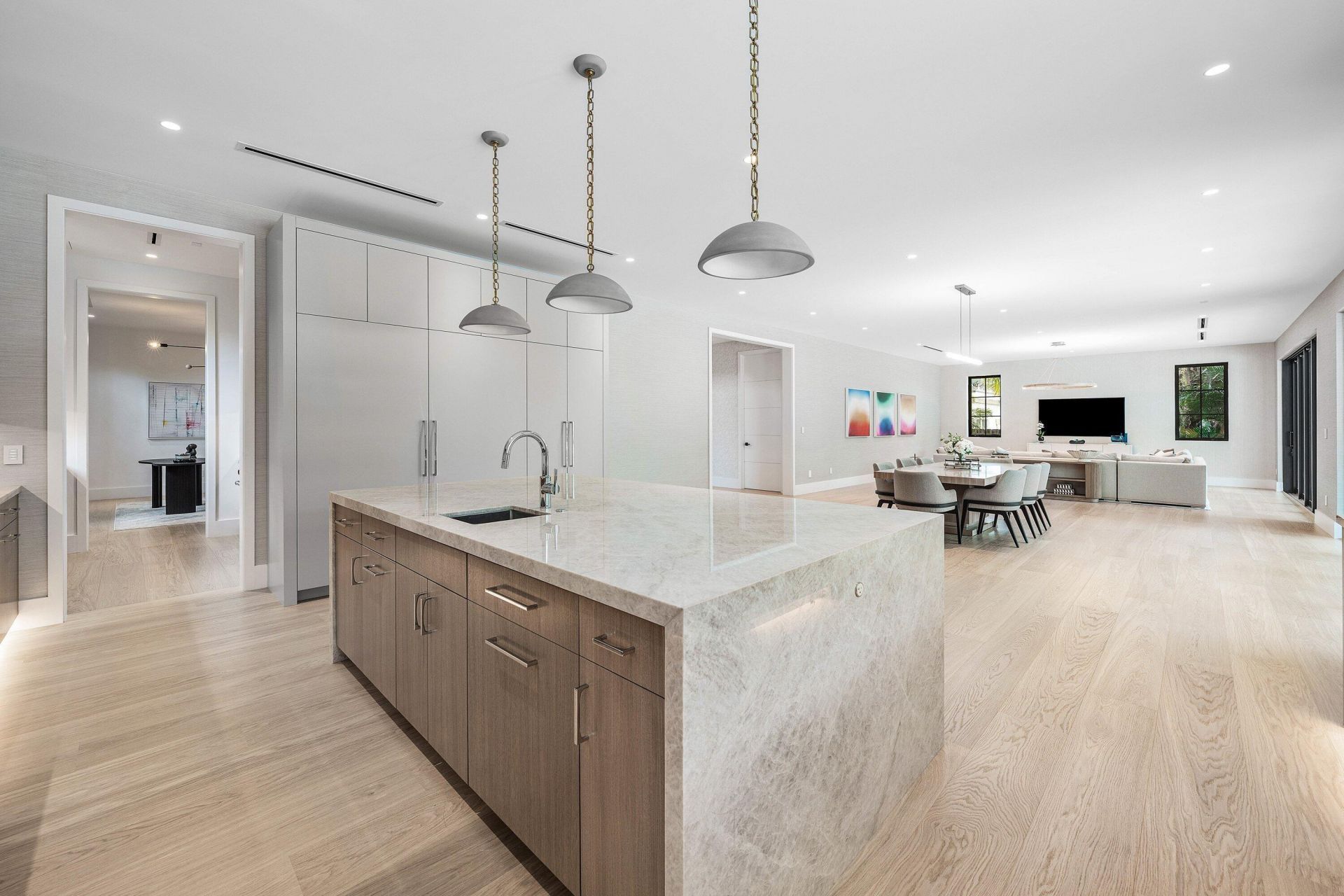 145 Alhambra Place, West Palm Beach, FL 33405 Photo