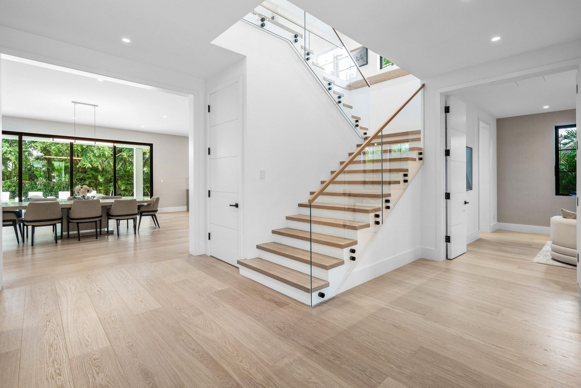 145 Alhambra Place, West Palm Beach, FL 33405 Photo