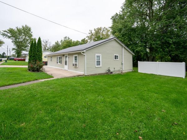 1104 Town Street, Kendallville, IN 46755