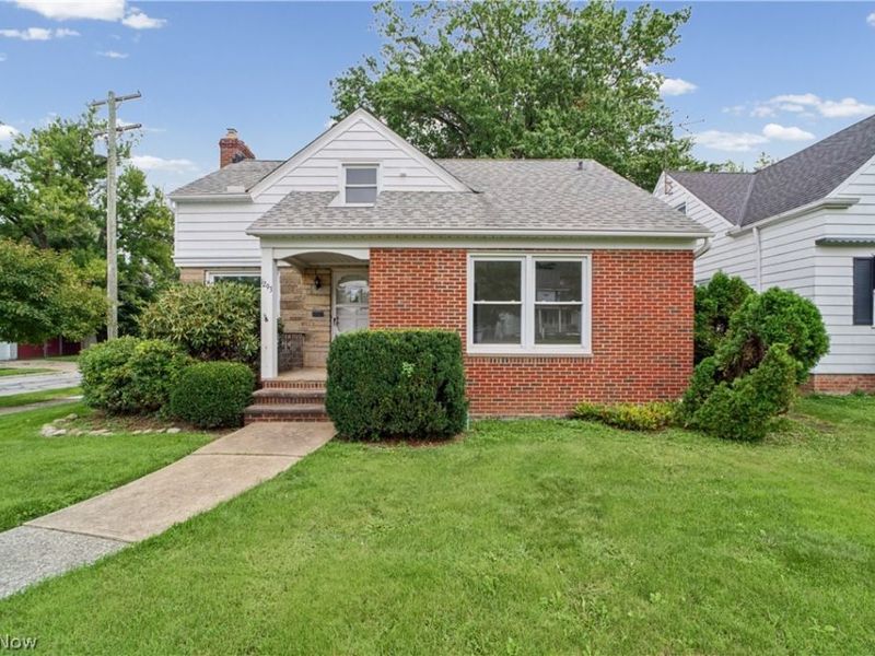 1293 Avondale Road, South Euclid, OH 44121 Photo 1