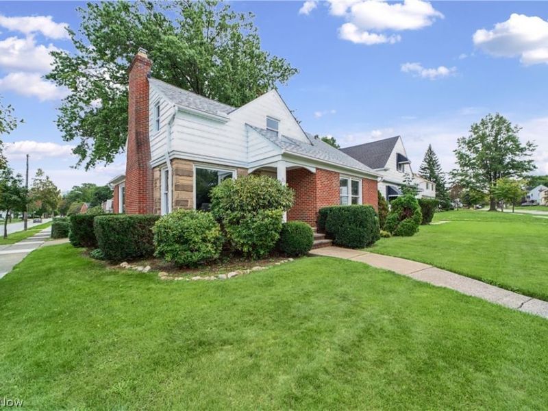 1293 Avondale Road, South Euclid, OH 44121 Photo 2