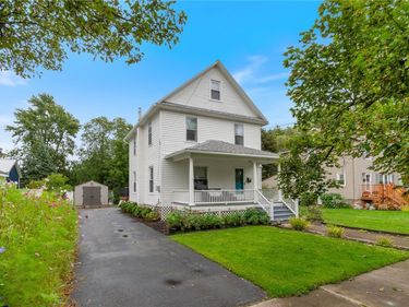 106 Charlotte Street, Newark, NY 14513