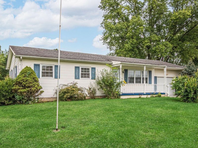 1735 Holly Drive, Zanesville, OH 43701 Photo 1
