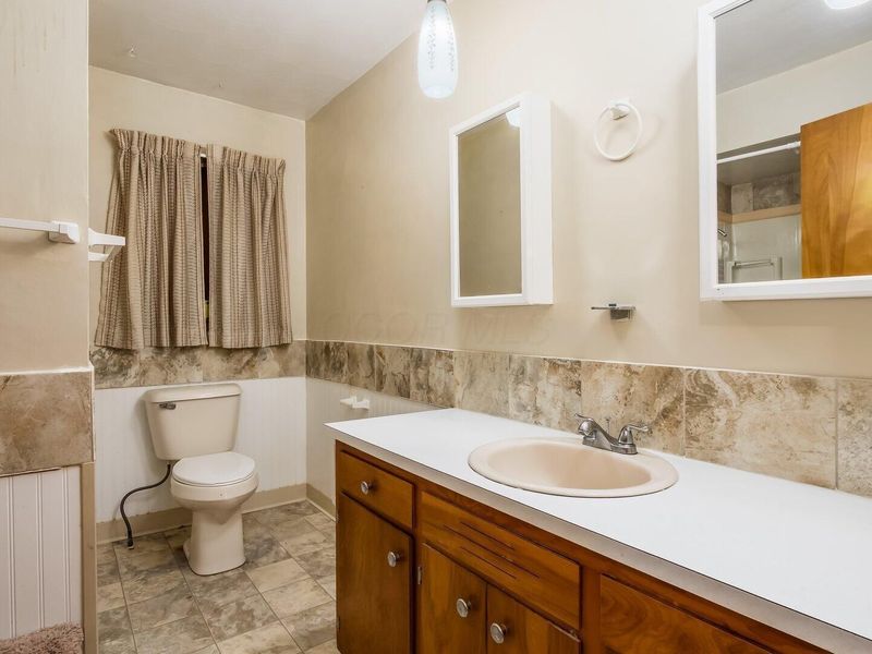 1735 Holly Drive, Zanesville, OH 43701 Photo 13