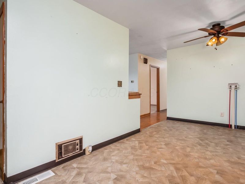 1735 Holly Drive, Zanesville, OH 43701 Photo 5