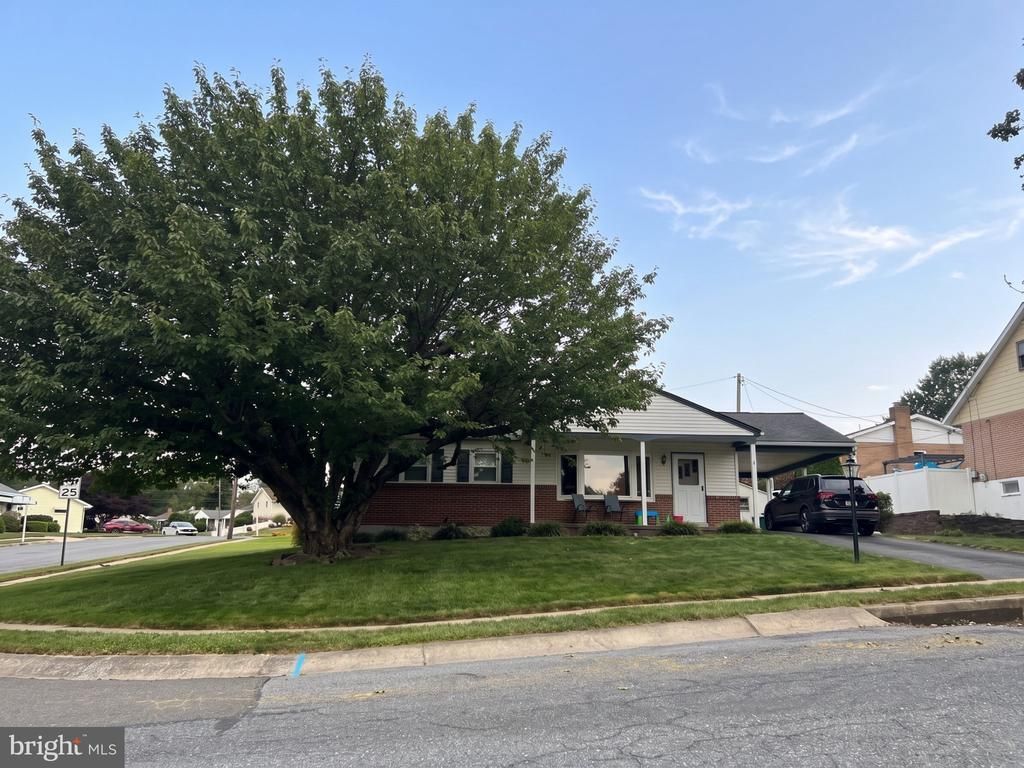 501 S STERLEY STREET , SHILLINGTON, PA 19607