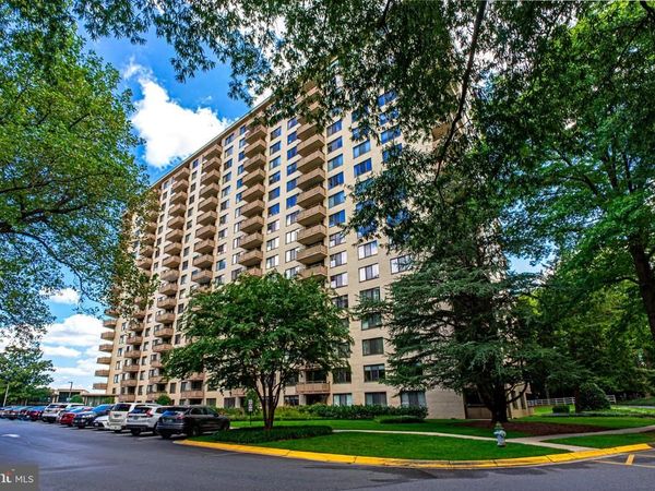 5225 POOKS HILL ROAD , Unit 517S, BETHESDA, MD 20814