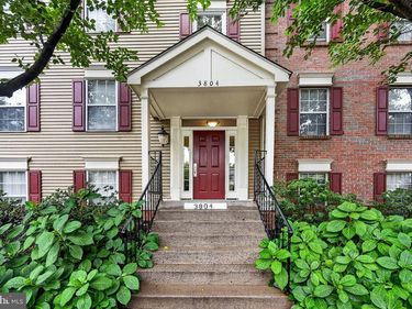 3804 GREEN RIDGE COURT, Unit 102, FAIRFAX, VA 22033