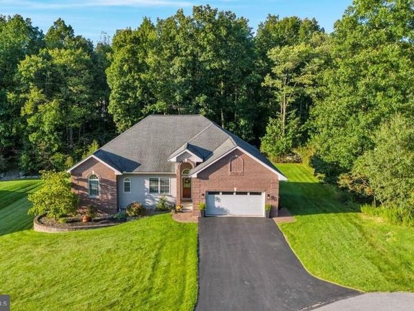 105 MORAVIAN DRIVE , DU BOIS, PA 15801