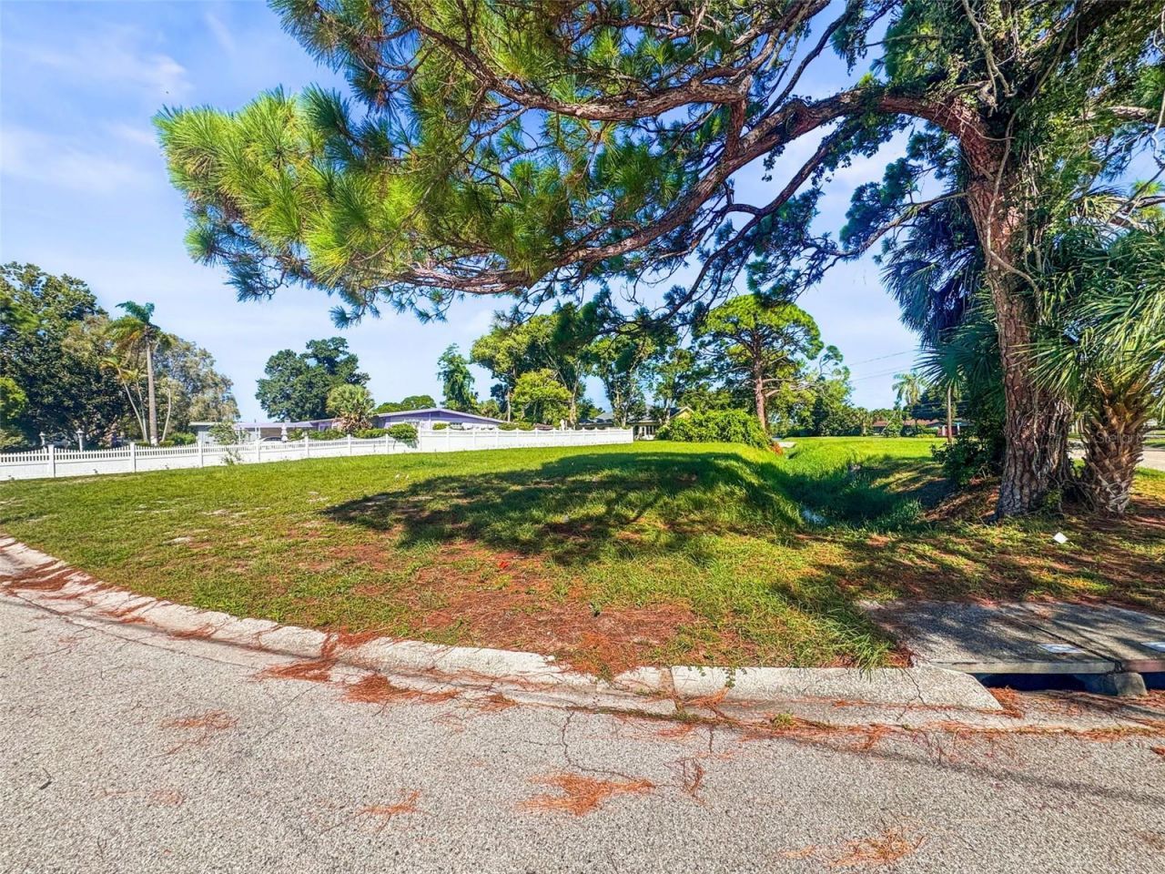 0 Caesar Way S, Saint Petersburg, FL 33712 Photo