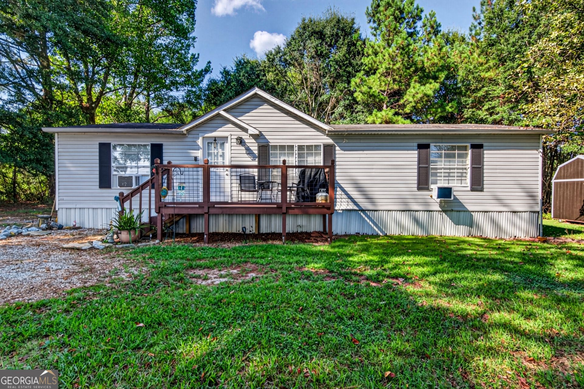 1183 Gumlog Road, Martin, GA 30557 Main Photo