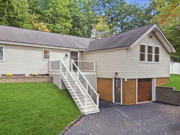 80 East Road, Atkinson, NH 03811