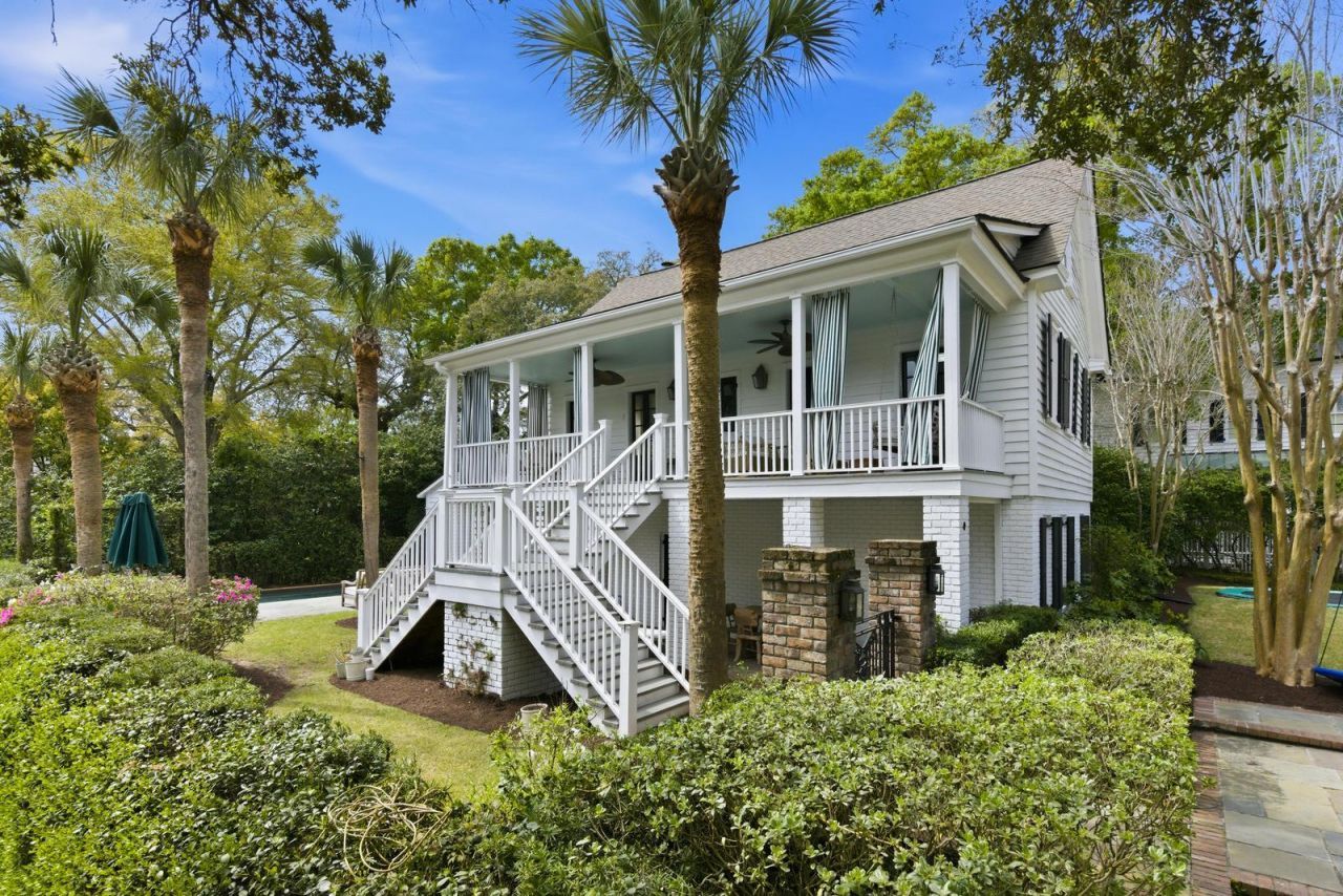 207 Pitt Street Photo 15