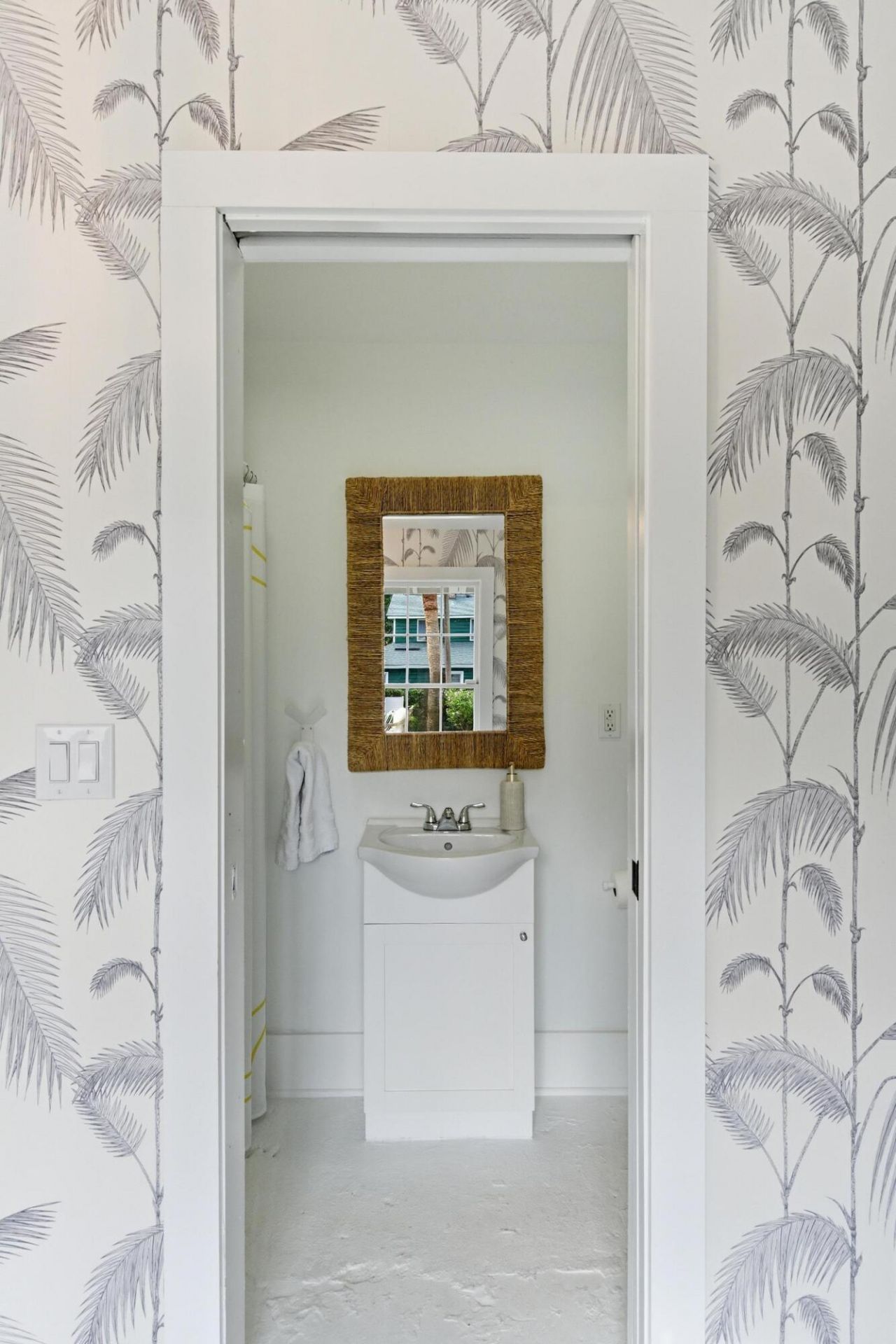 207 Pitt Street Photo 31
