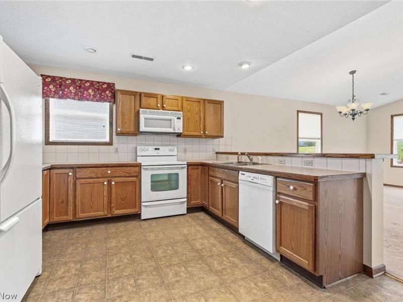 2806 Marsh Avenue NW, Canton, OH 44708 Photo 12