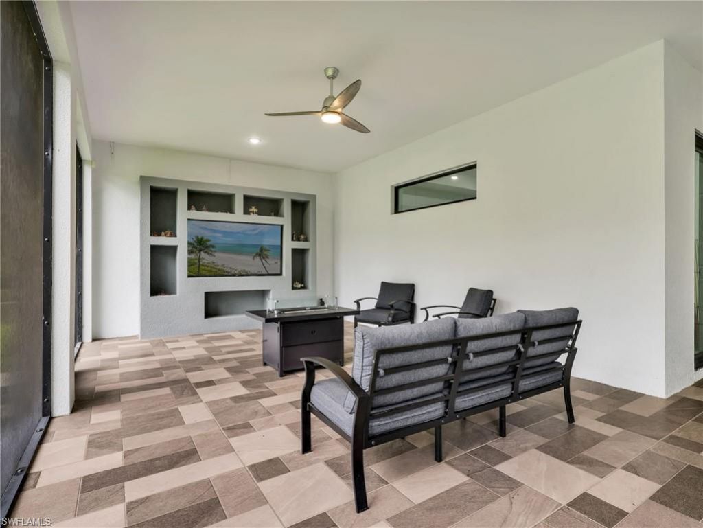 1020 Maple Ave N, Lehigh Acres, FL 33972 Photo