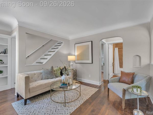 21612 Harper Lake Avenue, St Clair Shores, Mi 48080