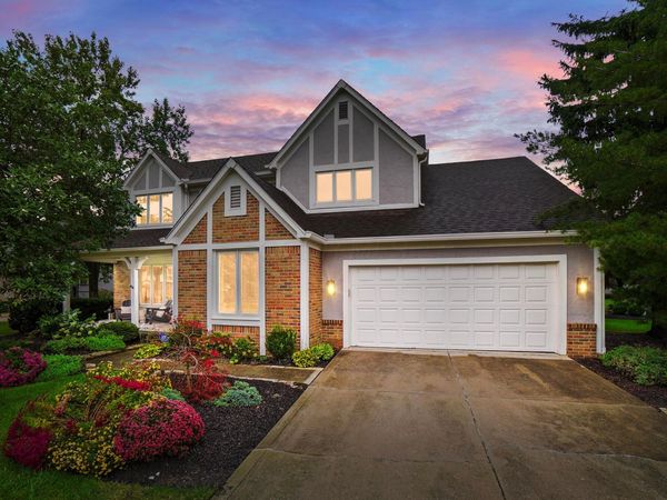 8640 Finlarig Drive , Dublin, OH 43017