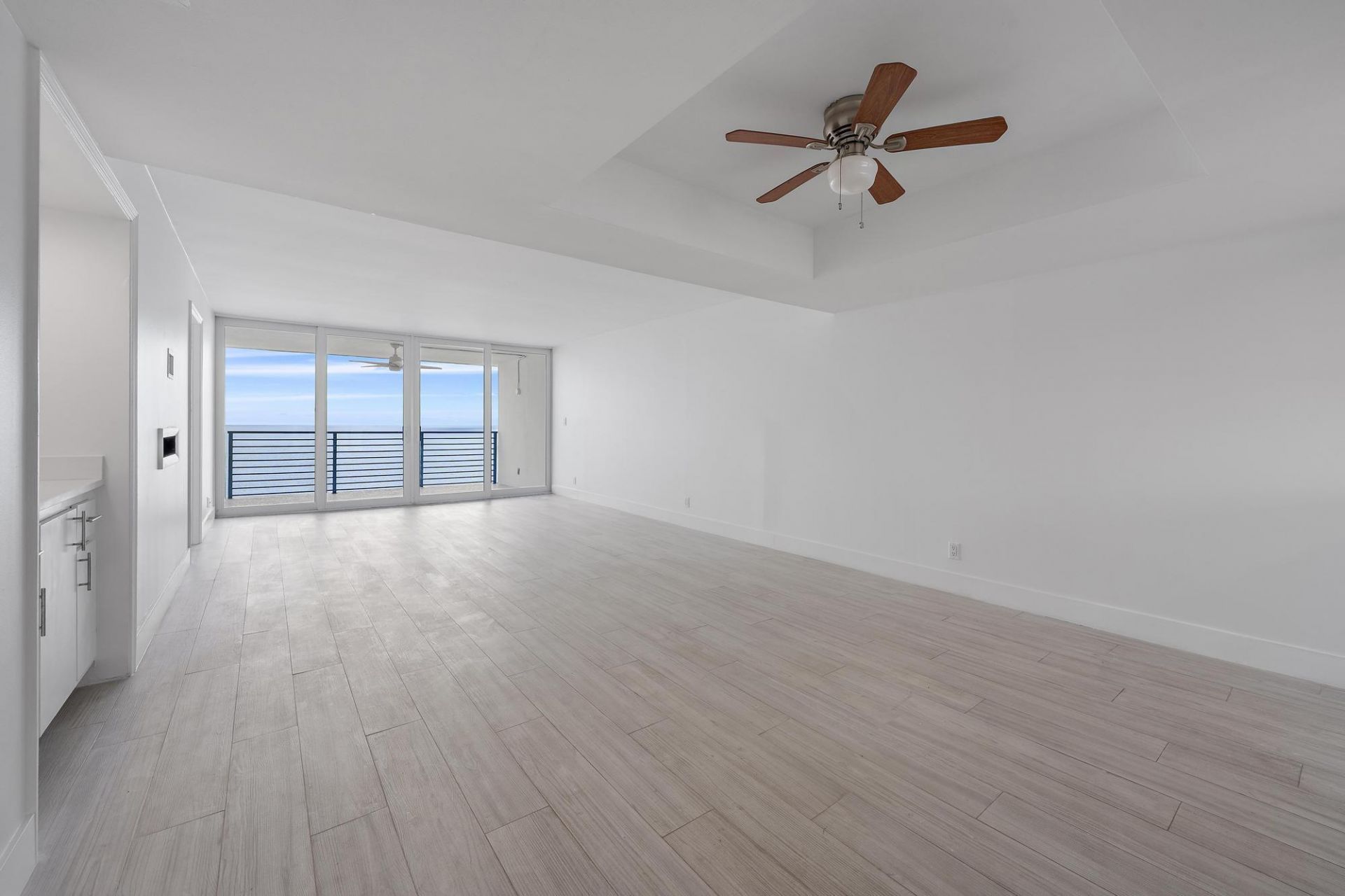 900 Ocean Drive, Unit 706, Juno Beach, FL 33408 Photo