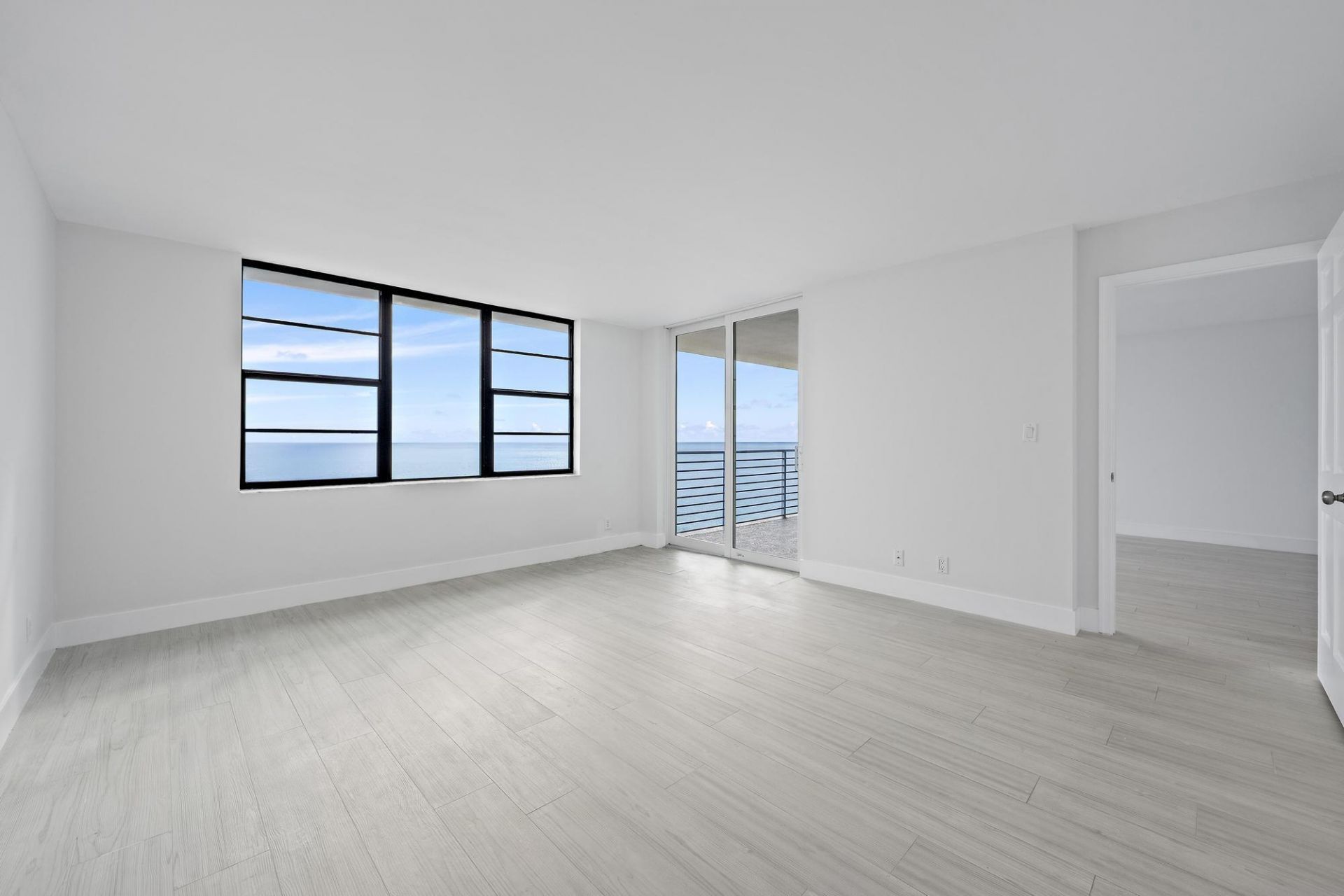 900 Ocean Drive, Unit 706, Juno Beach, FL 33408 Photo