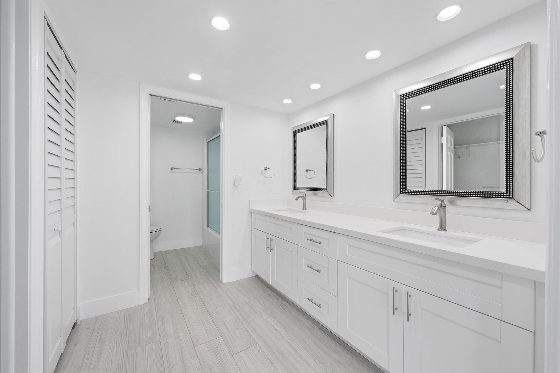 900 Ocean Drive, Unit 706, Juno Beach, FL 33408 Photo
