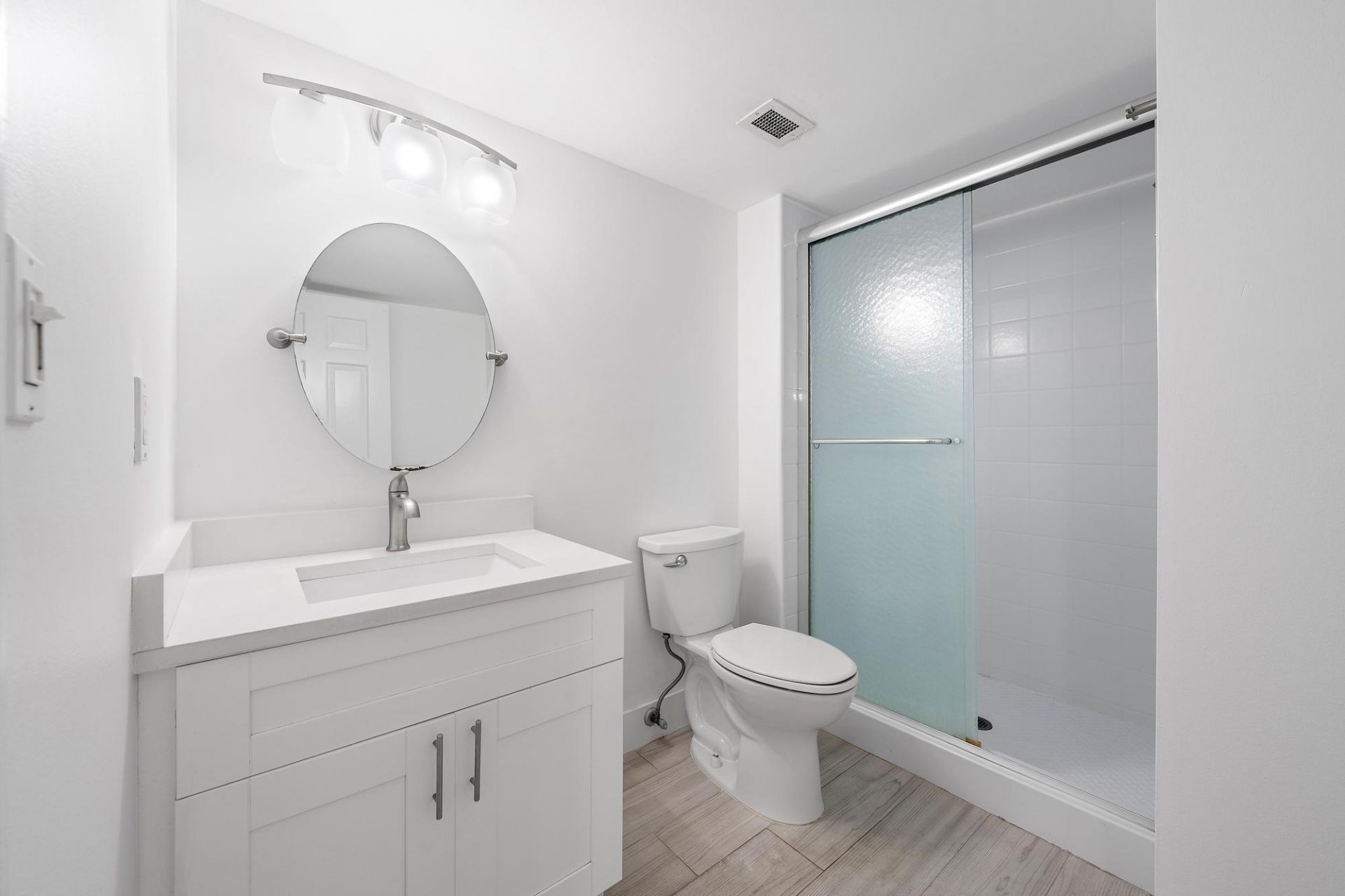 900 Ocean Drive, Unit 706, Juno Beach, FL 33408 Photo
