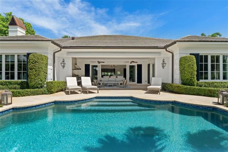11 Country Road E, Village of Golf, FL 33436 Photo